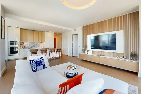 240 Devonshire St #3912, Boston, MA 02110