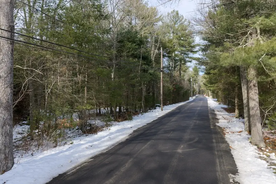 73 Seymour St, Berkley, MA 02779 - #3