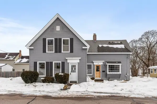 10 Barber St, Medway, MA 02053