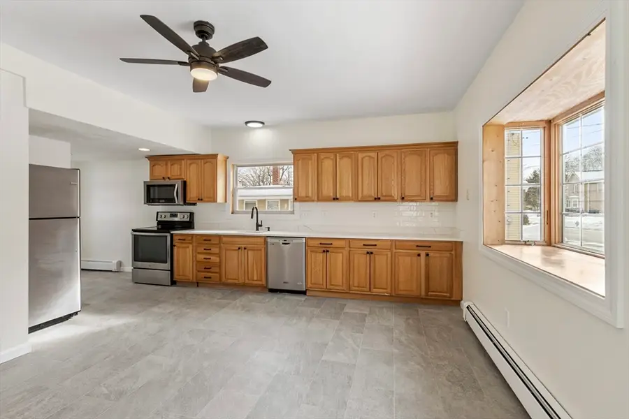 10 Barber St, Medway, MA 02053 - #3