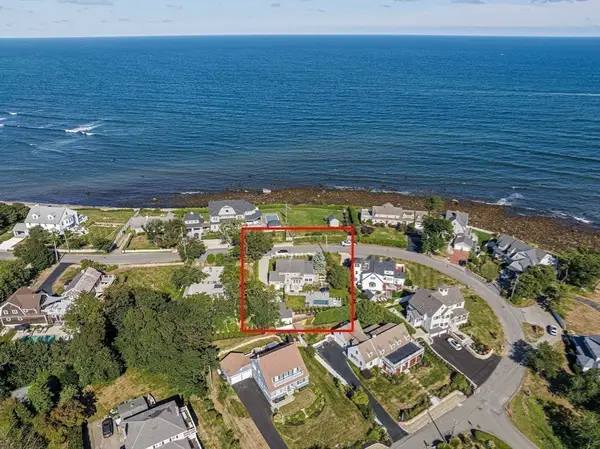 55 Crescent Ave, Scituate, MA 02066