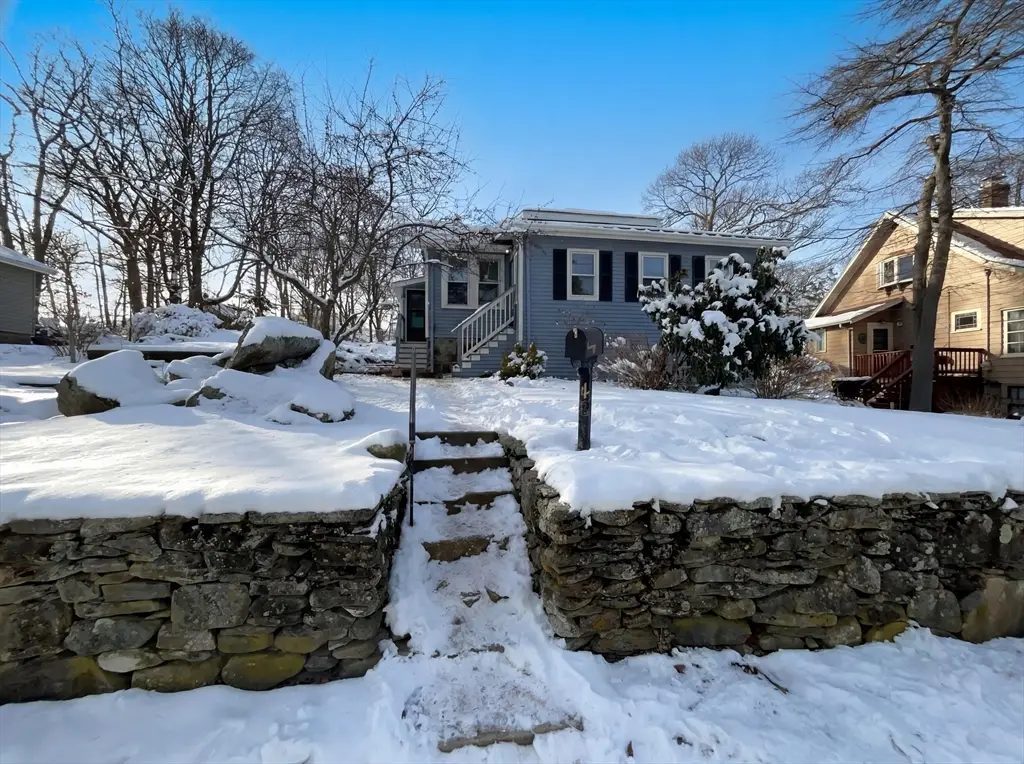 46 Roosevelt Rd, Weymouth, MA 02188 - #1