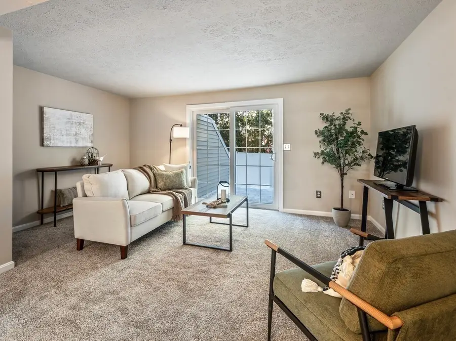 45 Fox Meadow Rd #F, Leominster, MA 01453 - #3