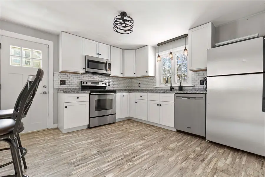 10 Clark St, Danvers, MA 01923 - #2