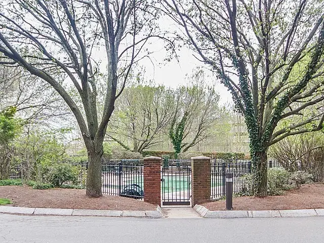 175 Cottage St #205, Chelsea, MA 02150 - #3