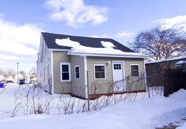 63 Bay St, Springfield, MA 01109