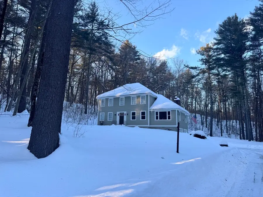 114 Groton St, Pepperell, MA 01463 - #2