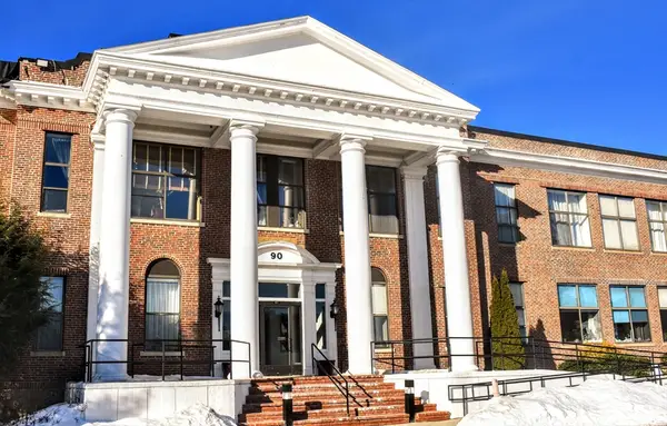 90 Sea St #204, Weymouth, MA 02191