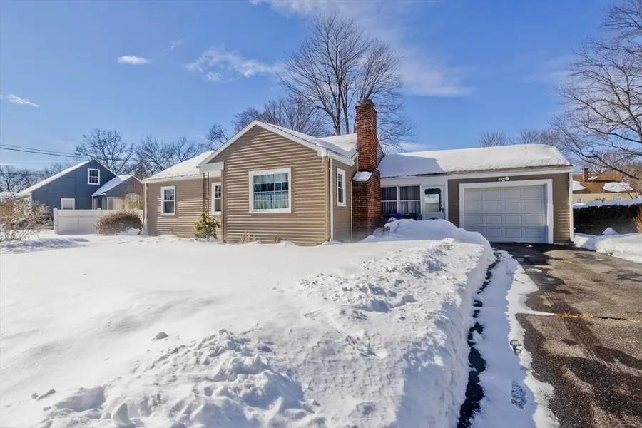 854 Grayson Dr, Springfield, MA 01119 - #2