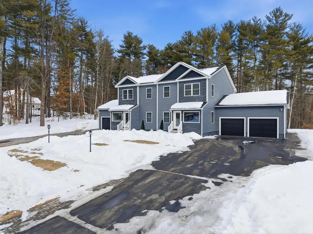 4 Wilshire Ln, Pelham, NH 03076 - #1