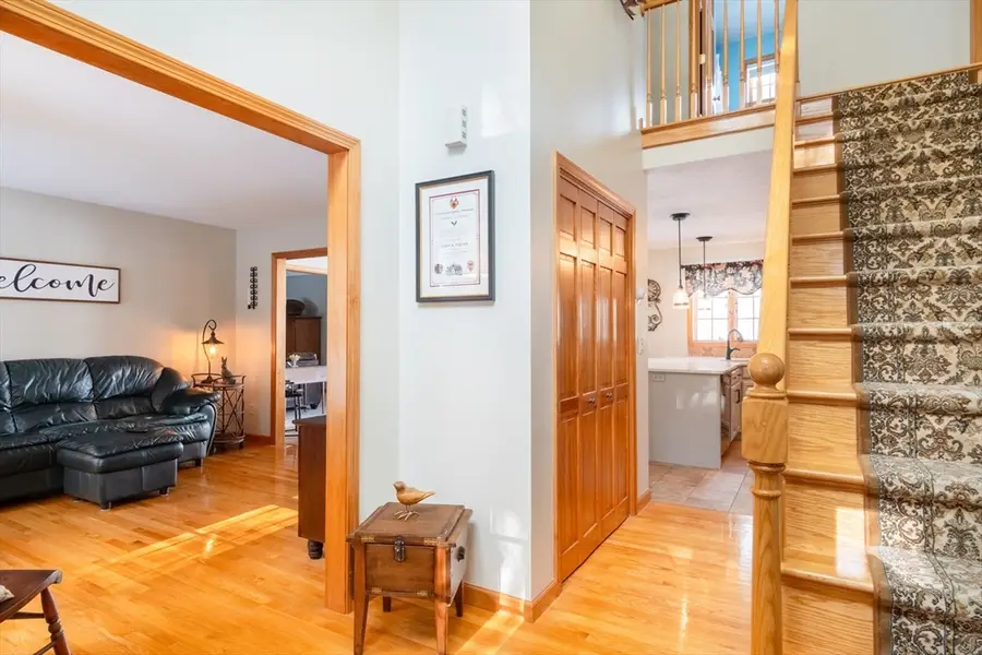 111 Aldrich St, Belchertown, MA 01007 - #3