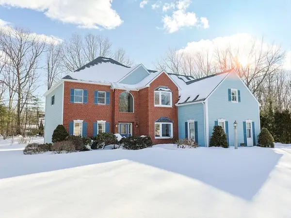 9 Reagan Ave, Franklin, MA 02038