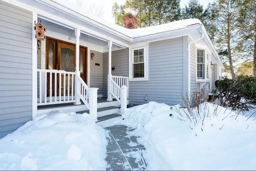 37 Alice Ave, Walpole, MA 02081 - #3