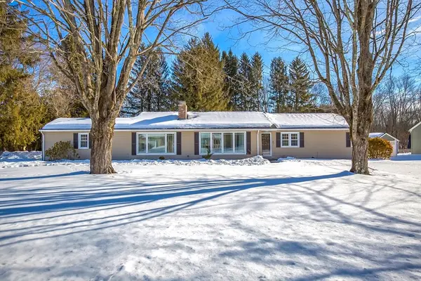 6 Brooklawn Road, Wilbraham, MA 01095