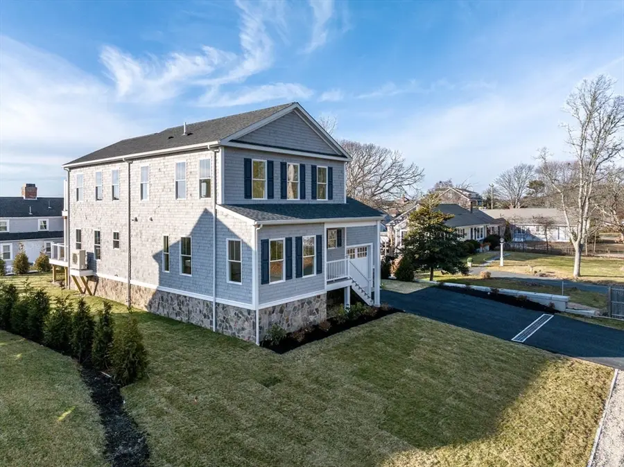 29 Parkers Neck Rd, South Yarmouth, MA 02664 - #2