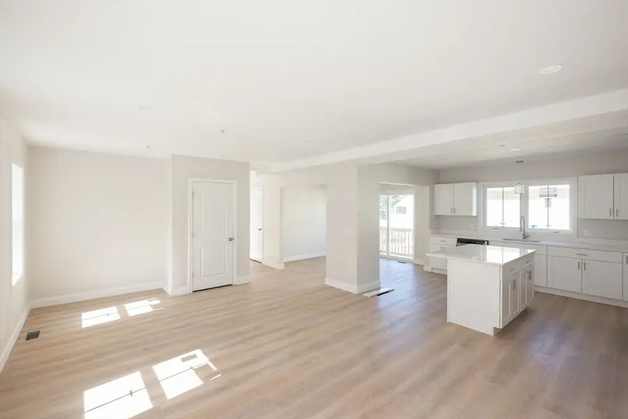 17-A Mott St, Worcester, MA 01604 - #2