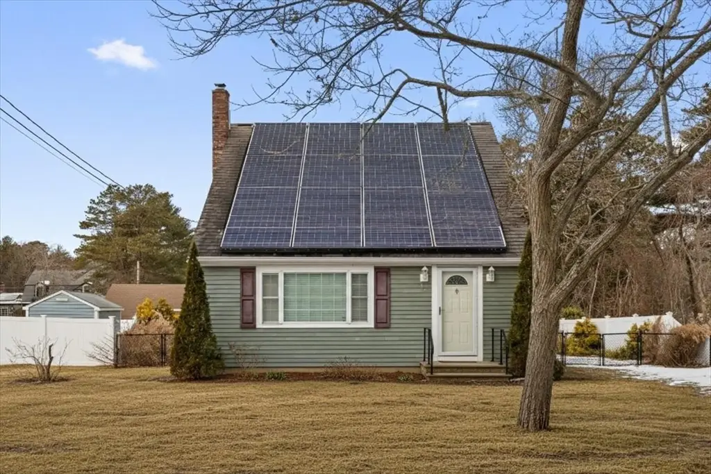 52 Nickerson St, Plymouth, MA 02360 - #1