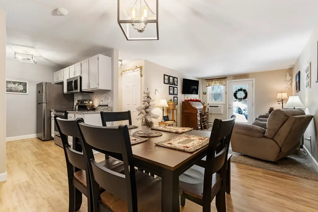 125 Heritage Dr #125, Northbridge, MA 01588 - #1