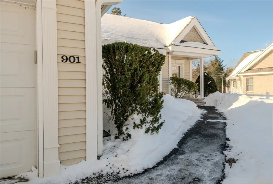 901 Alyssa Dr #901, Groveland, MA 01834 - #2