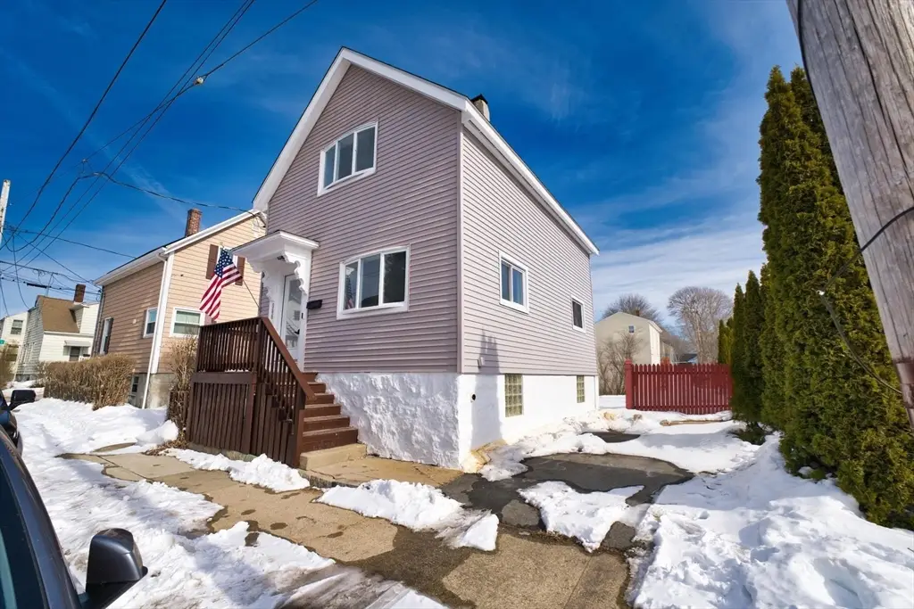 366 Ash St, New Bedford, MA 02740 - #1
