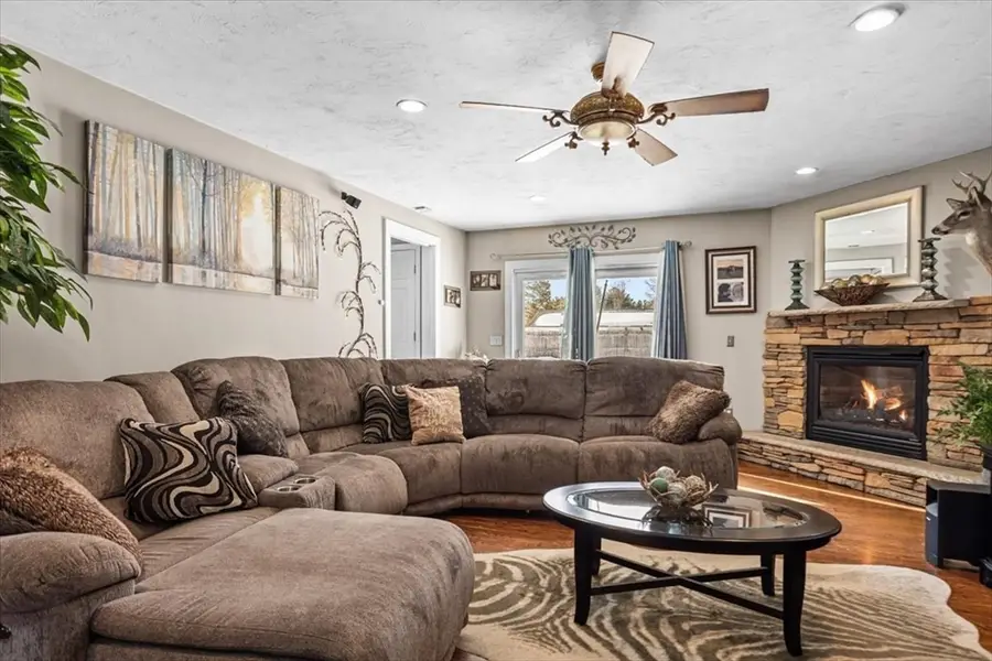 67 Jeannine, Bellingham, MA 02019 - #3