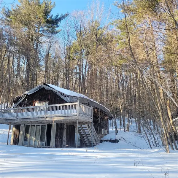 39 Hawley Street, Plainfield, MA 01070