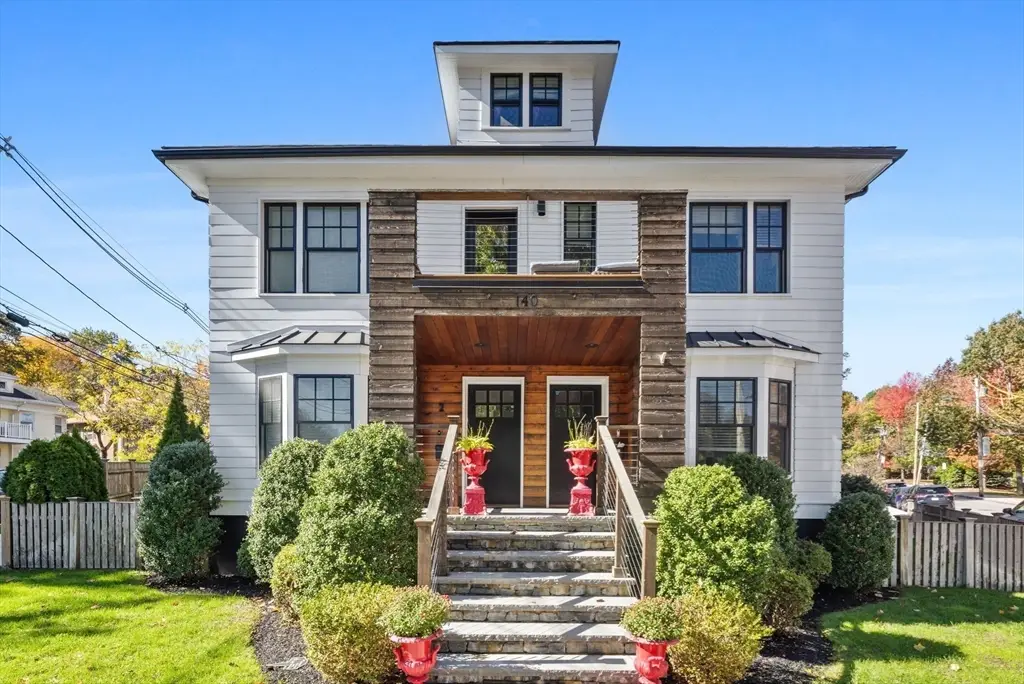140 Sumner Rd #1, Brookline, MA 02445 - #1