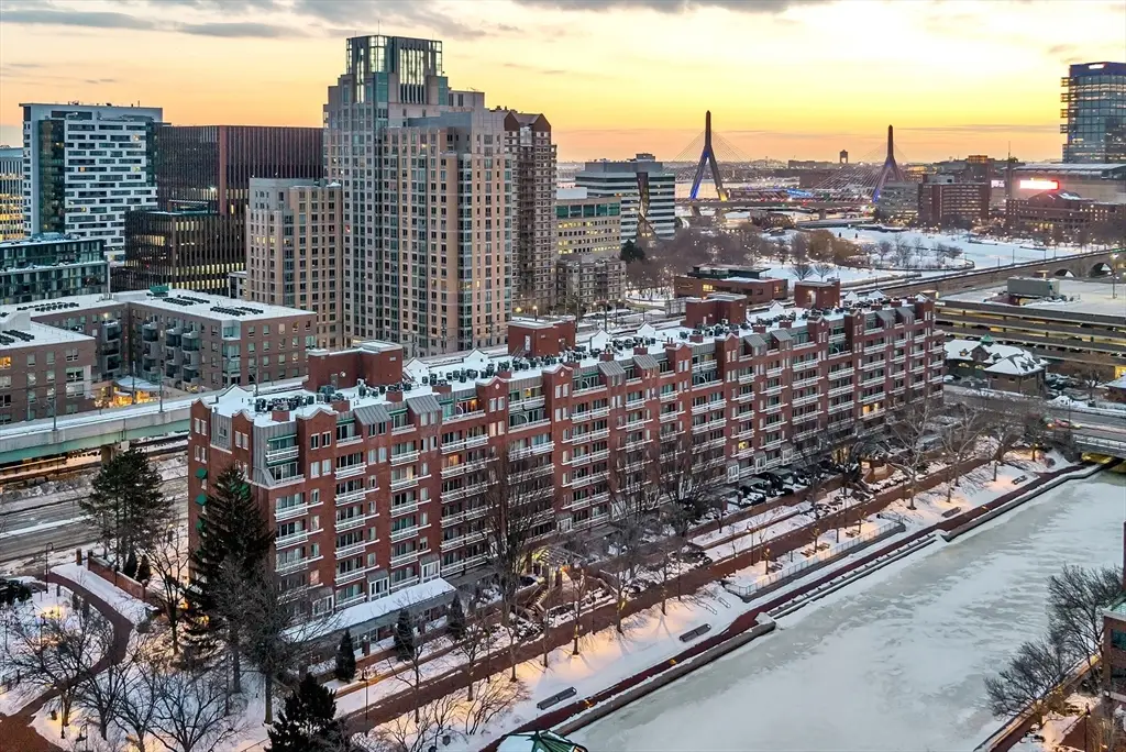 4 Canal Park #PH 8, Cambridge, MA 02141 - #1