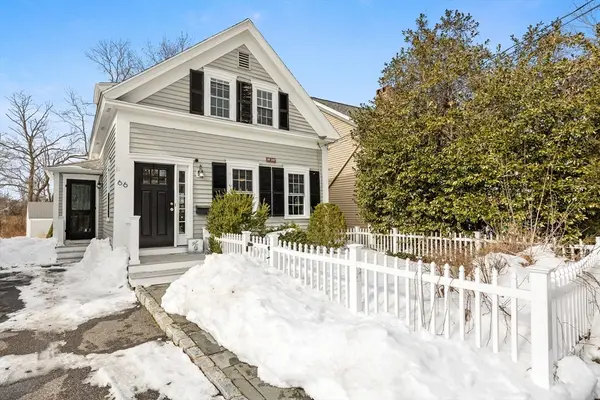66 Summer St, Cohasset, MA 02025