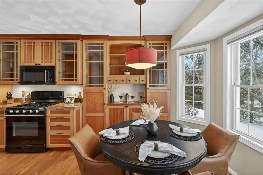 555 Main St #11, Woburn, MA 01801 - #3