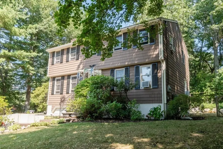 12 Ridgeway Ave, Billerica, MA 01821 - #2