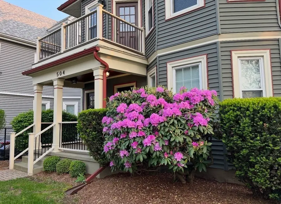 504 Main St #1, Watertown, MA 02472 - #3