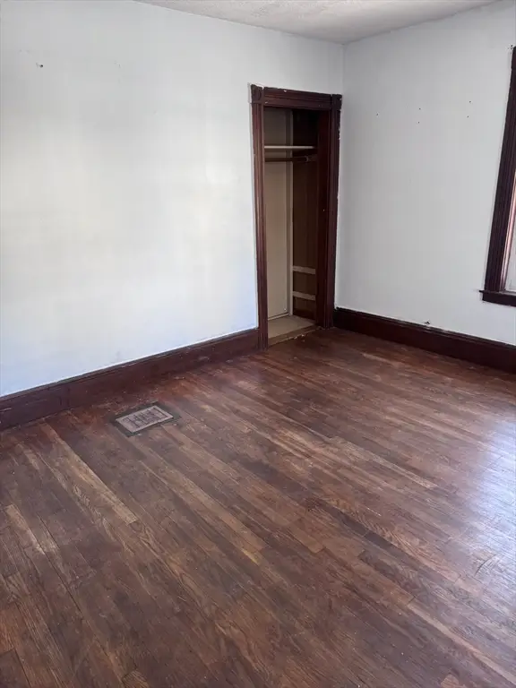 20 Buckminster St, Framingham, MA 01702 - #3