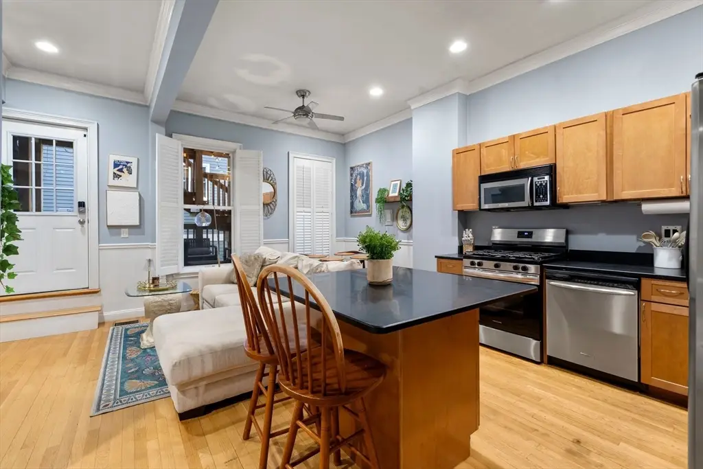 691 East 8th Street #1, Boston, MA 02127 - #1