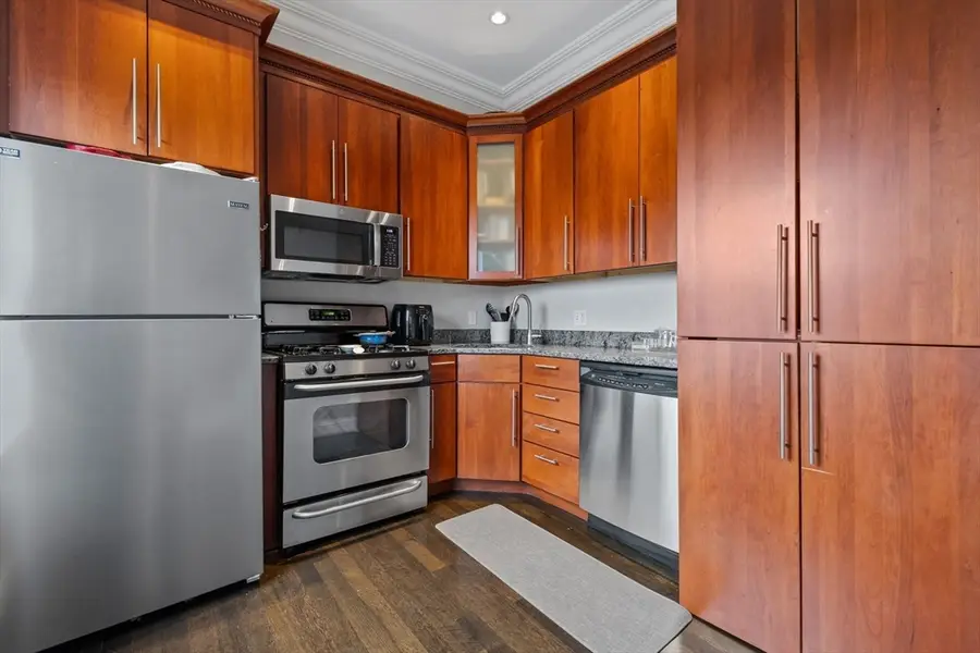 7 Stillman Pl #9, Boston, MA 02113 - #3