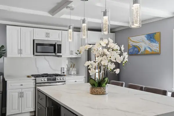 155 York St, Stoughton, MA 02072