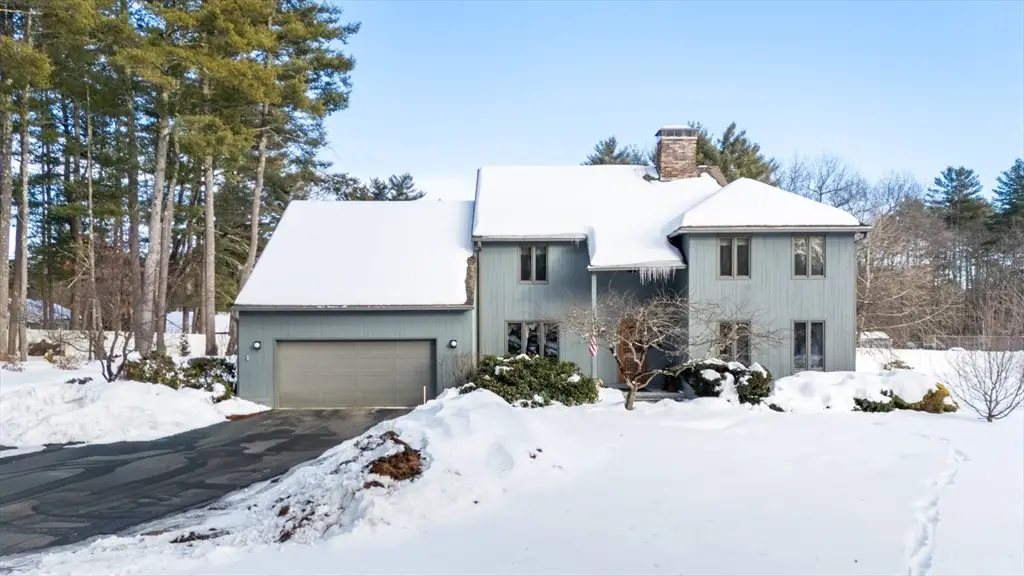 15 Martingale Road, Amherst, NH 03031 - #1