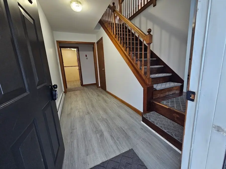 61 Randall Wood Dr, Montague, MA 01351 - #3