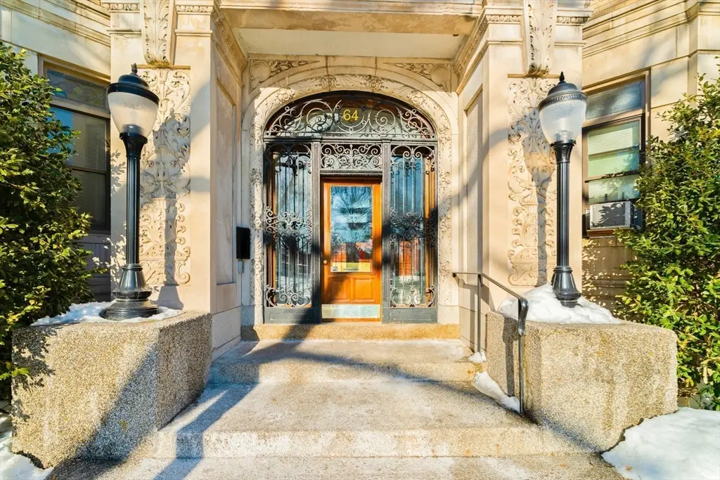64 Charlesgate #61, Boston, MA 02215 - #1
