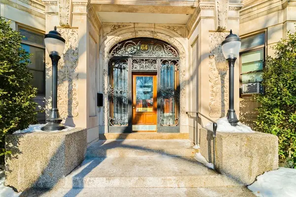 64 Charlesgate #61, Boston, MA 02215