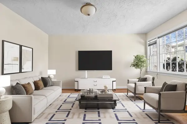 9 Henry St #9, Belmont, MA 02478