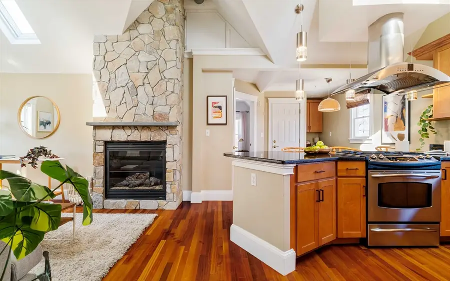 148 Lowell Street #3, Somerville, MA 02143 - #2