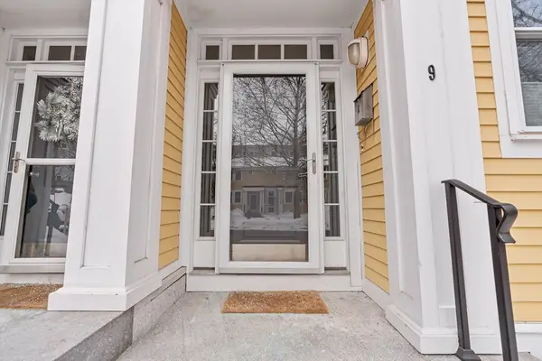 129 Merrimac #9, Newburyport, MA 01950