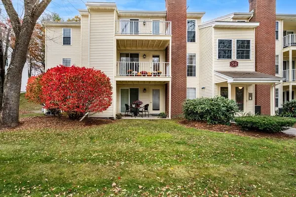 34 Walden Dr #5, Natick, MA 01760