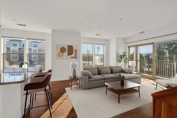 3 Repton Cir #3210, Watertown, MA 02472