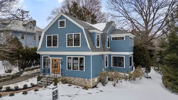 25 Barnard Ave, Watertown, MA 02472