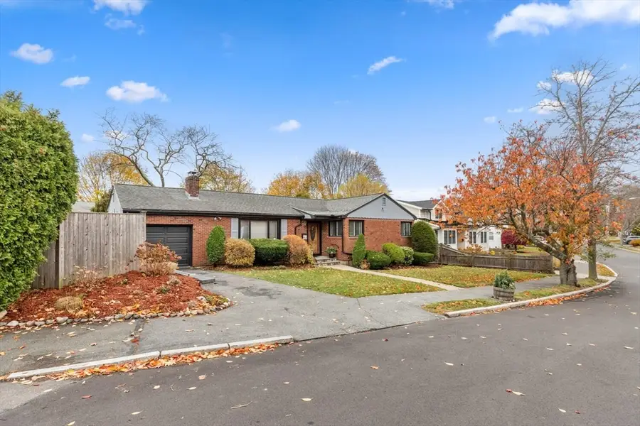 35 Alden Rd, Swampscott, MA 01907 - #2