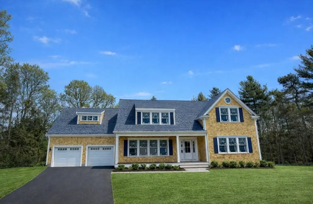 15 Oak Avenue, Cataumet, MA 02534 - #1