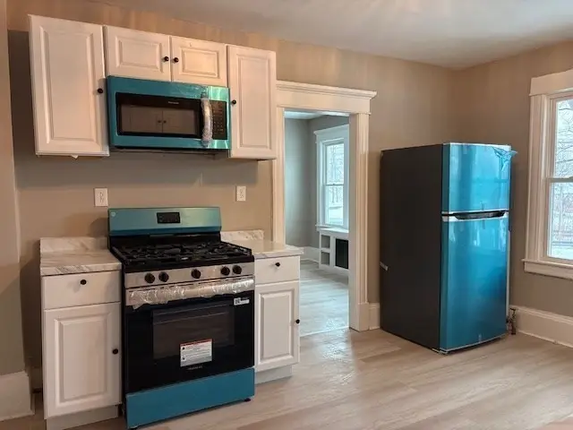 13 Beston St, Chicopee, MA 01013 - #2