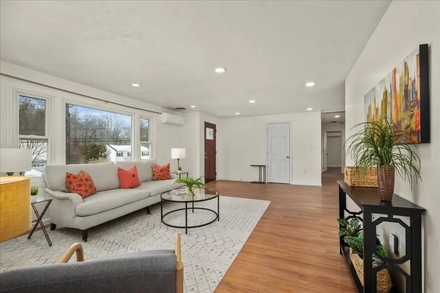 28 Lynnwood Ln, Worcester, MA 01609 - #3